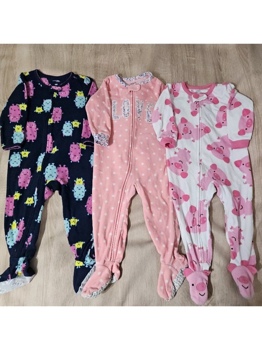 Lot Of 3 Fleece Footed Pajamas Pjs Girls Size 18 Months Carters Cozy Pig Love